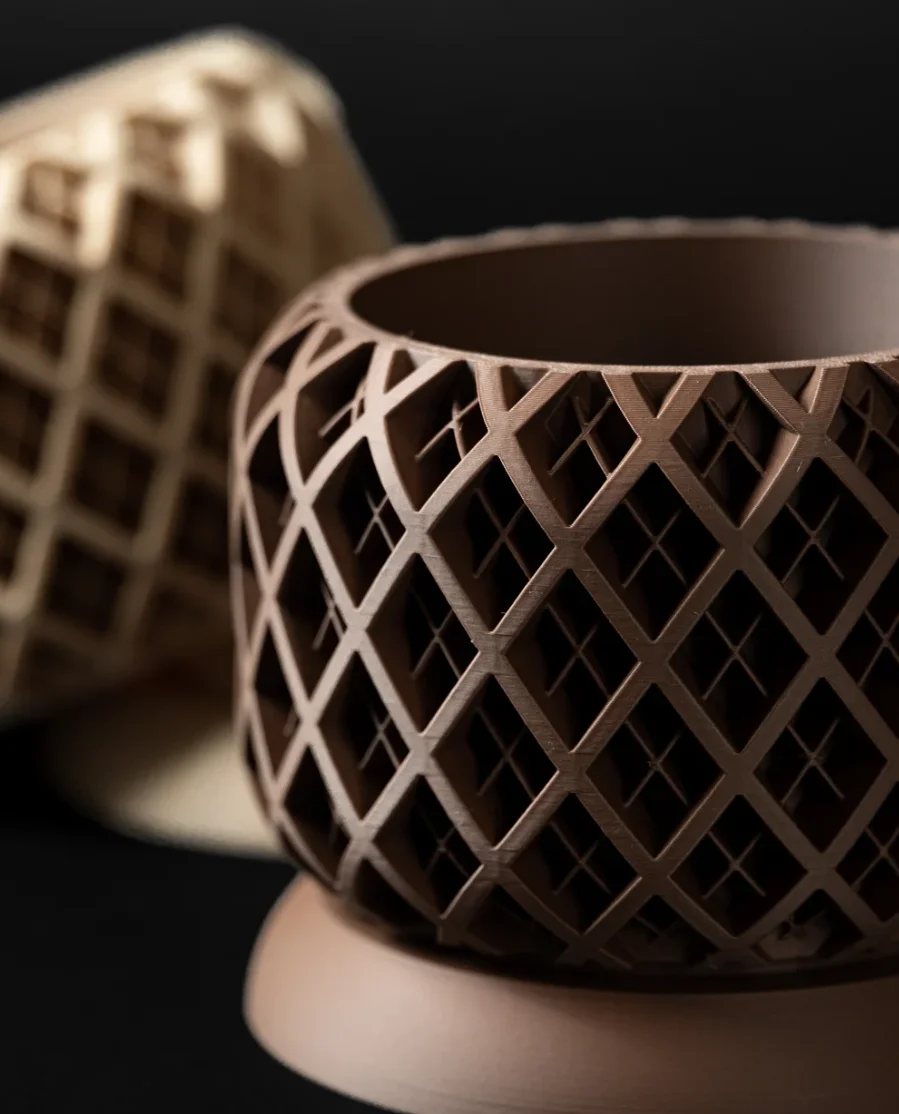 Auro Planter alternate view